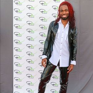 Meet your Posher, Keedie